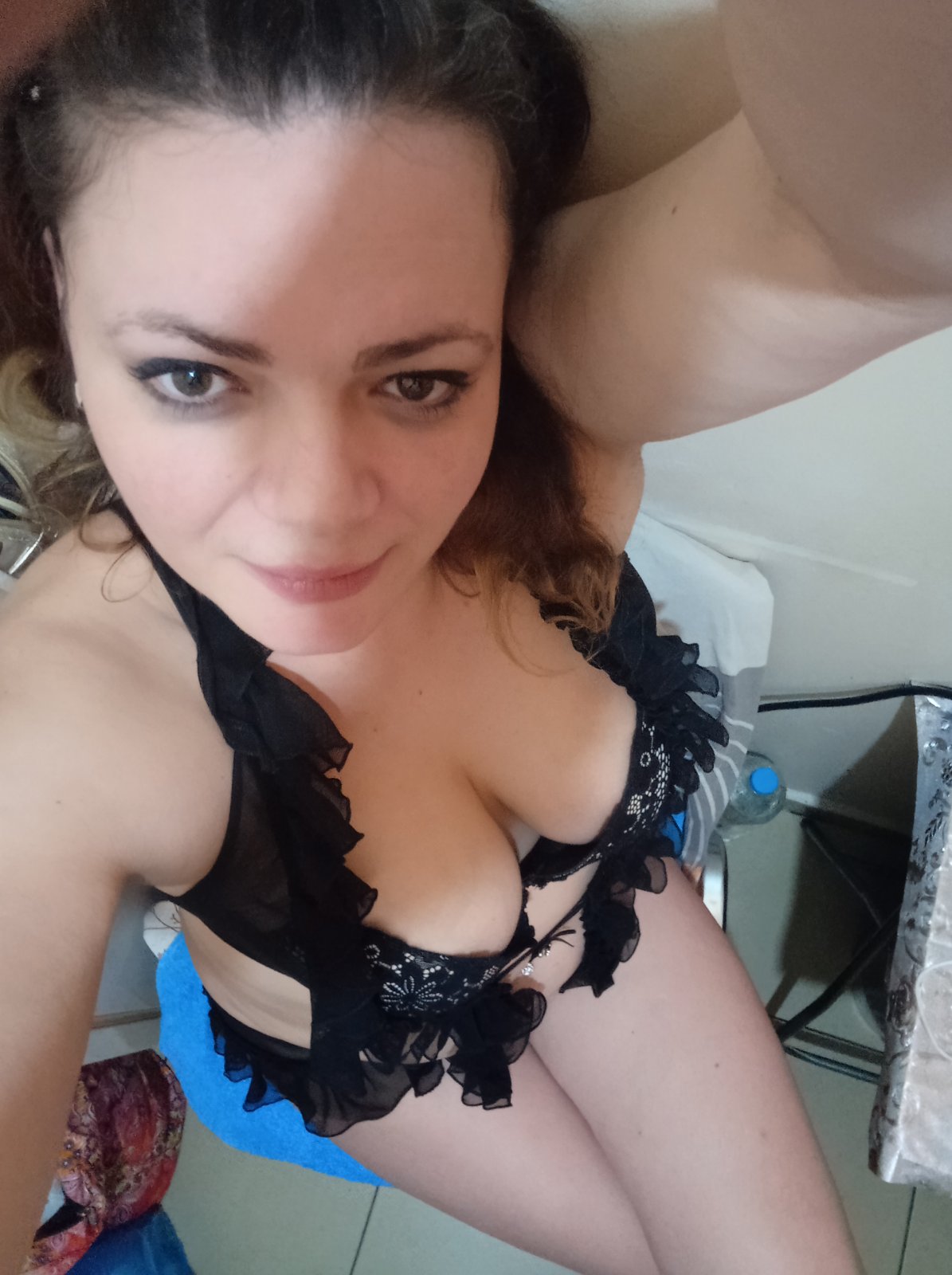 Κάλεσέ με από τις 9 το πρωί έως τις 3 μετά τα μεσάνυχτα. Bill – Prive – Κέντρο Αθήνας