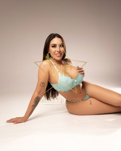 Carla Vip 6984063520