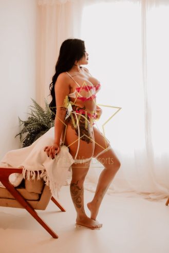 Loren Vip 6984063402