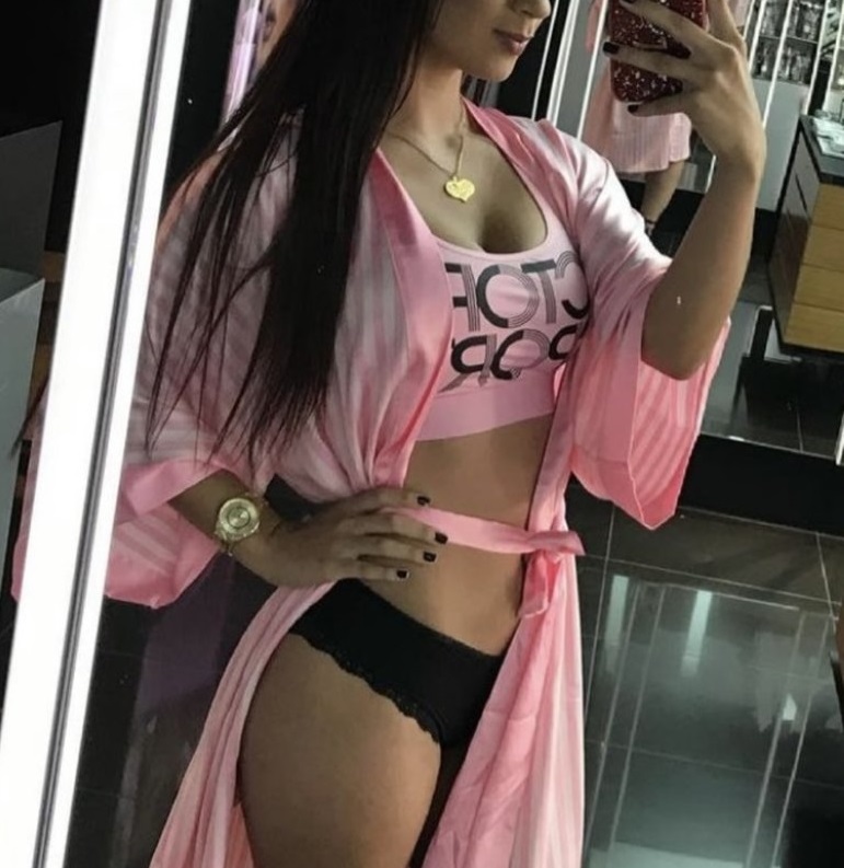 και μέσα στη νύχτα……..