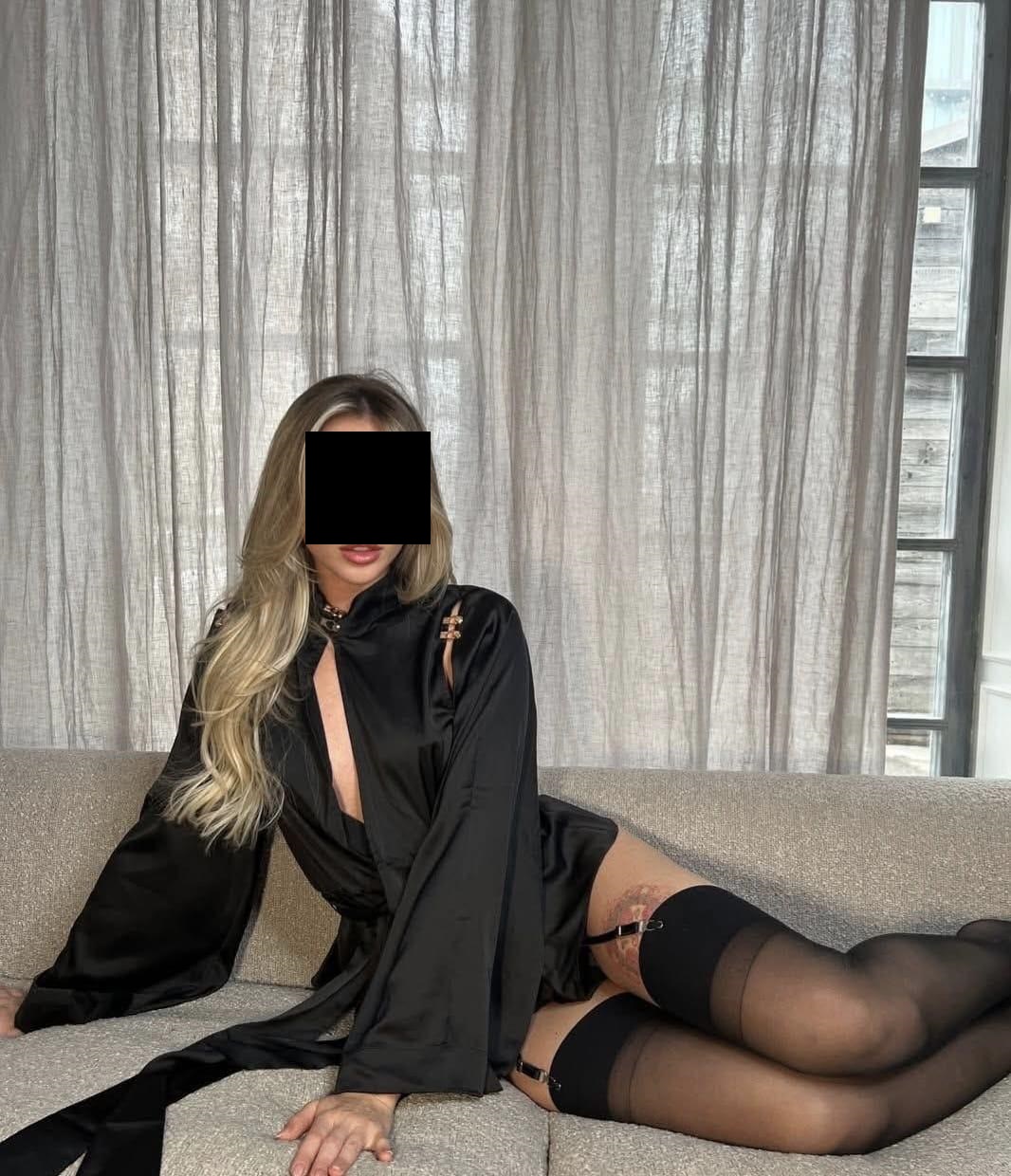 Νανσυ κουκλα με ερεθιστικες καμπυλες